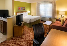 Sonesta Simply Suites Detroit Novi