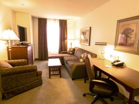 Staybridge Suites Detroit - Novi