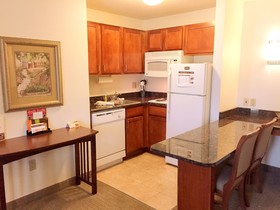 Staybridge Suites Detroit - Novi