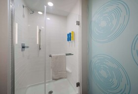 Tru By Hilton Novi Detroit