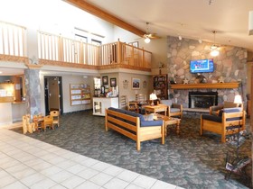 AmericInn by Wyndham Oscoda Near AuSable River