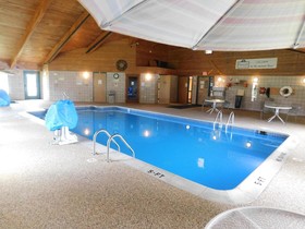 AmericInn by Wyndham Oscoda Near AuSable River