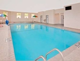 AmericInn by Wyndham Petoskey