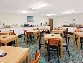 AmericInn by Wyndham Petoskey