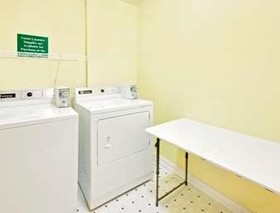 AmericInn by Wyndham Petoskey