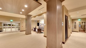Holiday Inn Express & Suites Plymouth Ann Arbor Area