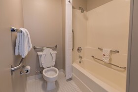 Baymont by Wyndham Detroit Airport/Romulus