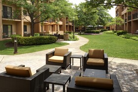 Courtyard Detroit Metro Airport