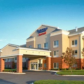Fairfield Inn and Suites by Marriott Detroit Metropolitan Airport