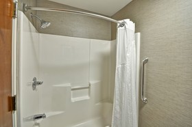 Holiday Inn Express Romulus / Detroit Airport