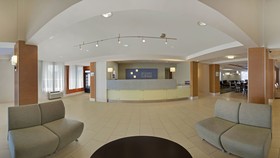 Holiday Inn Express Romulus / Detroit Airport