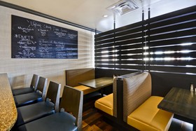 Holiday Inn Hotel & Suites Detroit Metro Airport