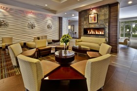 Holiday Inn Hotel & Suites Detroit Metro Airport