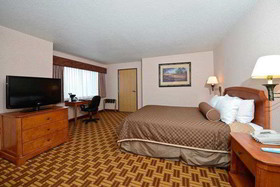 Best Western Harbour Pointe Lakefront