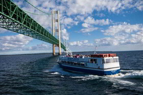 Best Western Harbour Pointe Lakefront