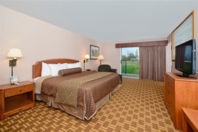 Best Western Harbour Pointe Lakefront