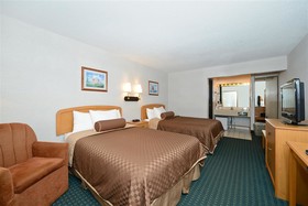 Best Western Harbour Pointe Lakefront