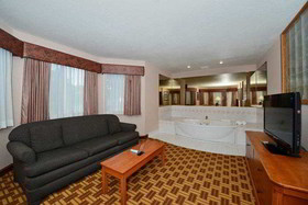 Best Western Harbour Pointe Lakefront