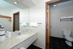 Best Western Harbour Pointe Lakefront