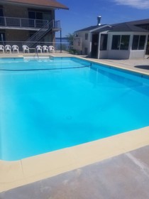 Days Inn & Suites by Wyndham St. Ignace Lakefront