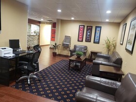 Baymont Inn and Suites Southfield/Detroit