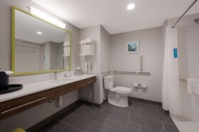 Hampton Inn by Hilton Detroit Southfield
