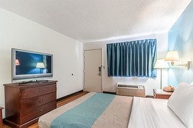 Motel 6 Detroit Southgate