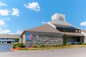 Motel 6 Detroit Southgate