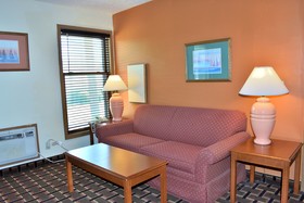 Great Lakes Inn and Suites