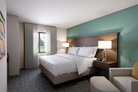 Staybridge Suites Sterling Heights -Detroit