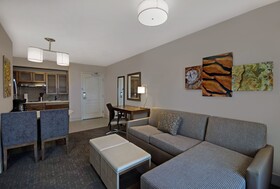 Staybridge Suites Sterling Heights -Detroit