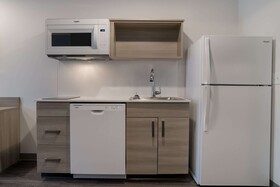 WoodSpring Suites Detroit Sterling Heights