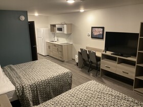 WoodSpring Suites Detroit Sterling Heights