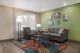 WoodSpring Suites Detroit Sterling Heights