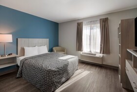WoodSpring Suites Detroit Sterling Heights