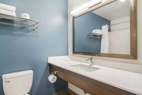 WoodSpring Suites Detroit Sterling Heights