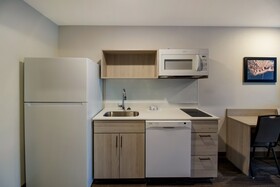WoodSpring Suites Detroit Sterling Heights