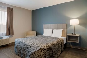 WoodSpring Suites Detroit Sterling Heights
