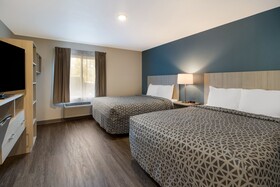 WoodSpring Suites Detroit Sterling Heights