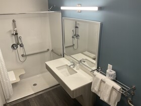 WoodSpring Suites Detroit Sterling Heights