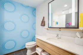 Tru by Hilton Saint Joseph