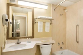 Travelodge by Wyndham Sturgis