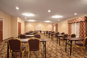 Holiday Inn Express & Suites Three Rivers
