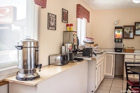 Econo Lodge Traverse City