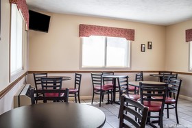 Econo Lodge Traverse City
