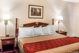 Econo Lodge Traverse City