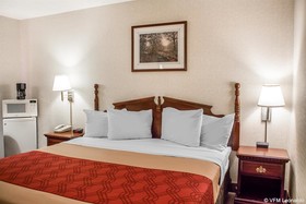 Econo Lodge Traverse City