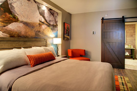 Hotel Indigo Traverse City