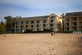 Pointes North Beachfront Resort Hotel