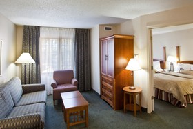 Staybridge Suites Detroit - Utica